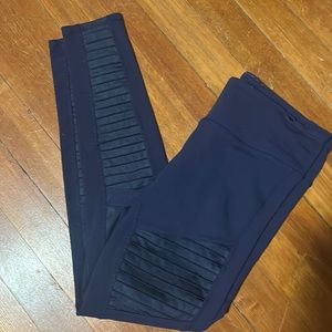 Alo Yoga Moto Legging